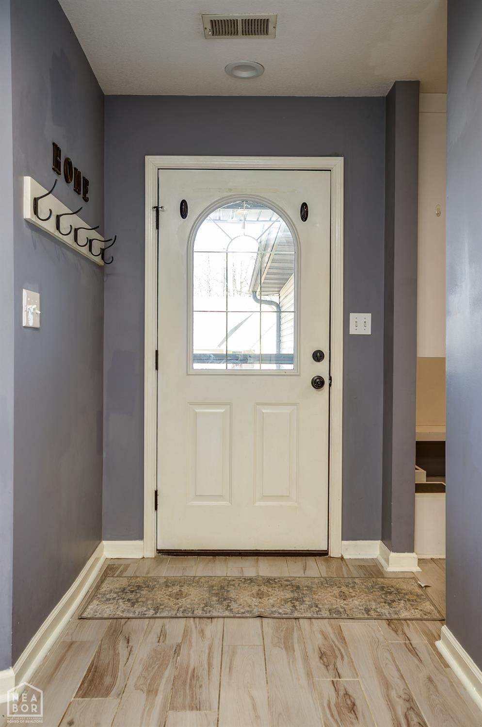 https://bt-photos.global.ssl.fastly.net/jonesboro/1280_boomver_1_10127698-2.jpg