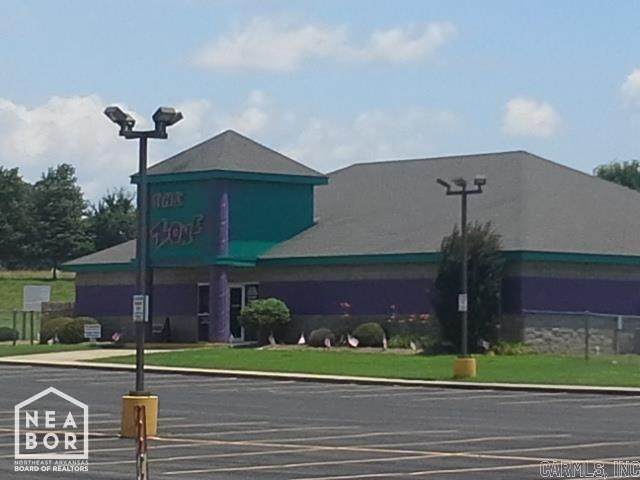 4818 Hwy 62 W - Photo 1