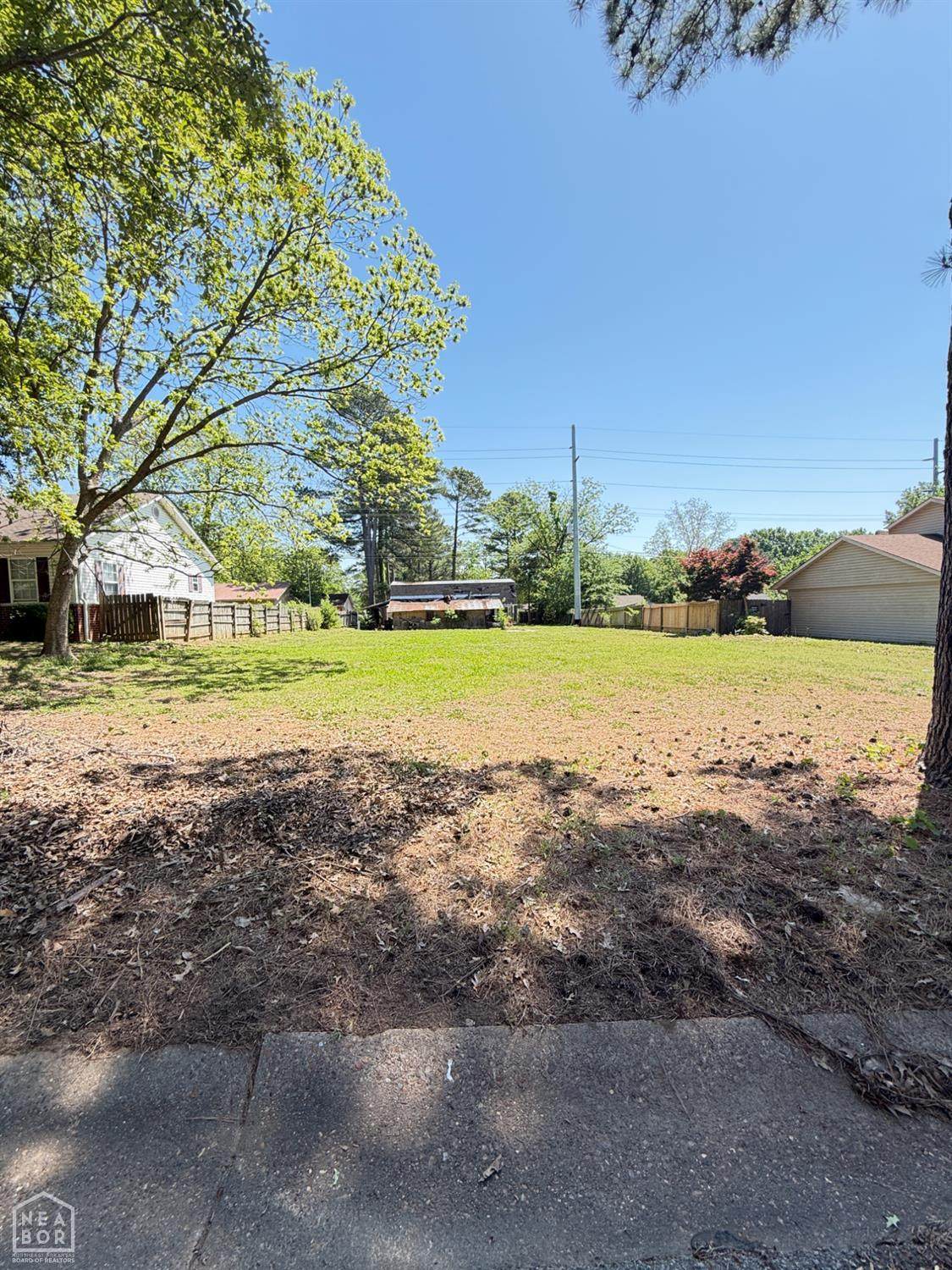 1616 Tanglewood Drive - Photo 1
