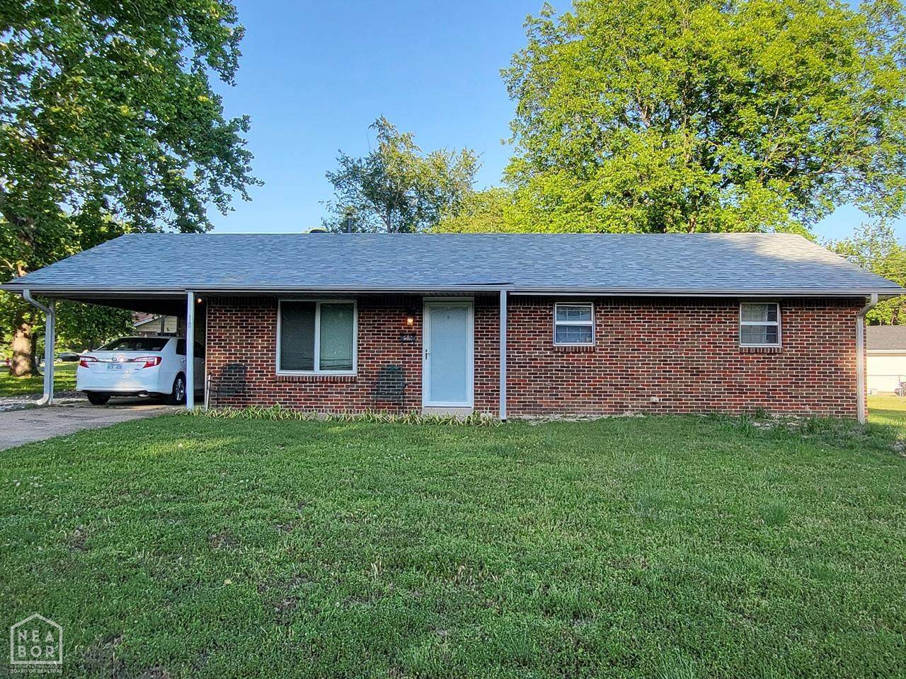 https://bt-photos.global.ssl.fastly.net/jonesboro/orig_boomver_1_10129613-2.jpg