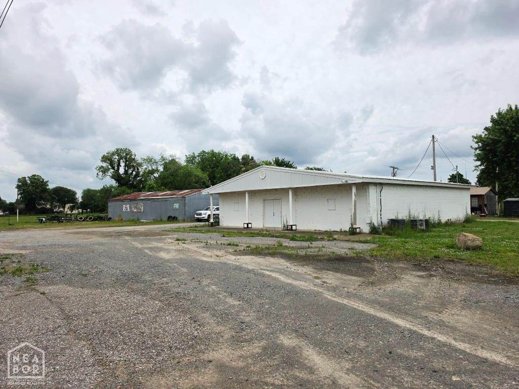 1426 Falls Boulevard - Photo 1