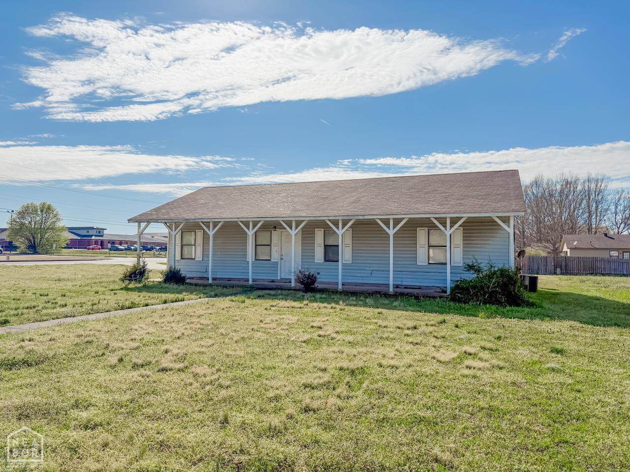 https://bt-photos.global.ssl.fastly.net/jonesboro/orig_boomver_1_10130100-2.jpg