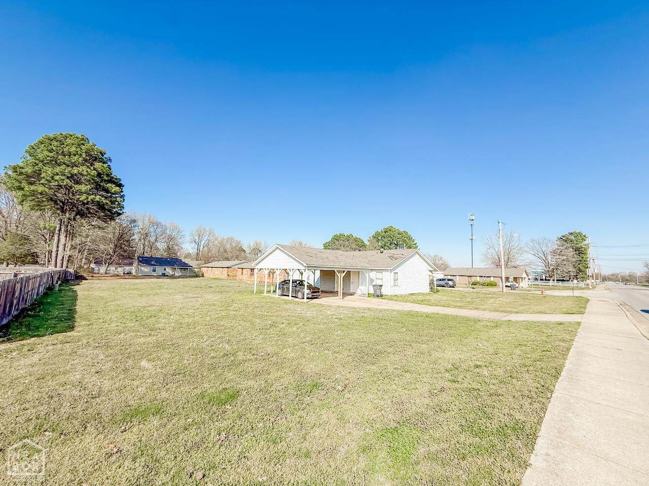 https://bt-photos.global.ssl.fastly.net/jonesboro/orig_boomver_1_10130100-2.jpg