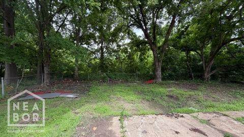 1204 Warren Street - Photo 1