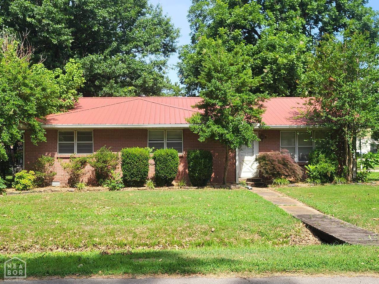 https://bt-photos.global.ssl.fastly.net/jonesboro/orig_boomver_1_10130507-2.jpg