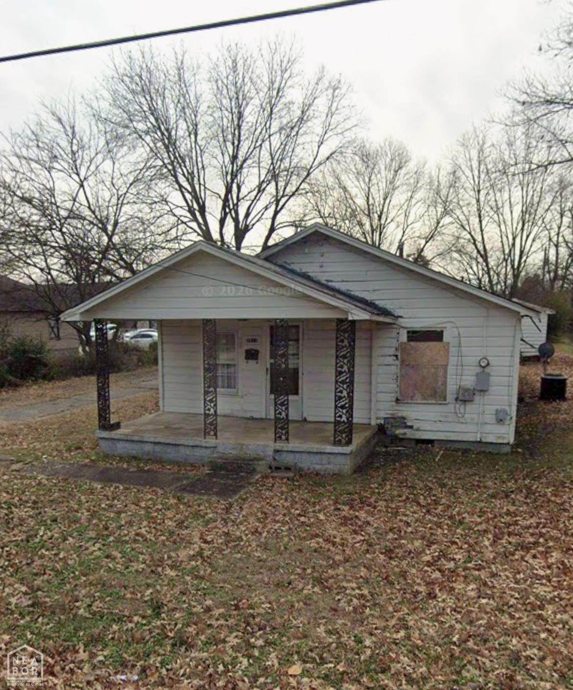 3611 School - Photo 1