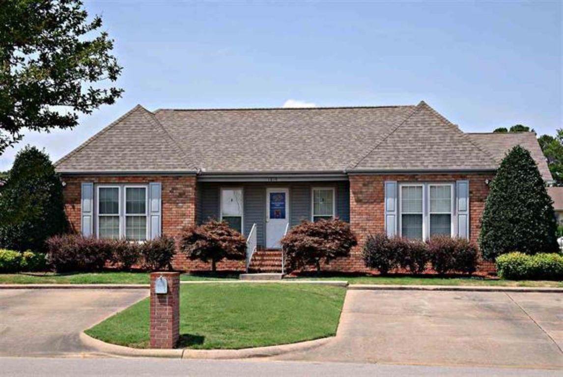 1814 Executive Square - Photo 1