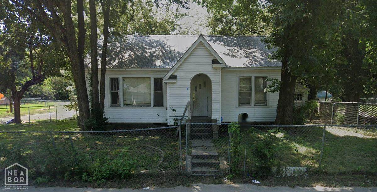 1001 Huntington Avenue - Photo 1