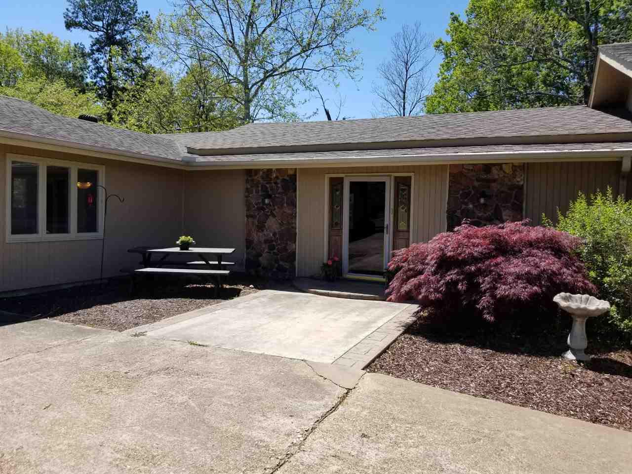 4101 Forest Hill Rd - Photo 1