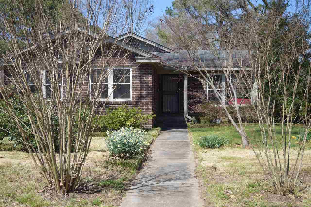 1226 Matthews - Photo 1