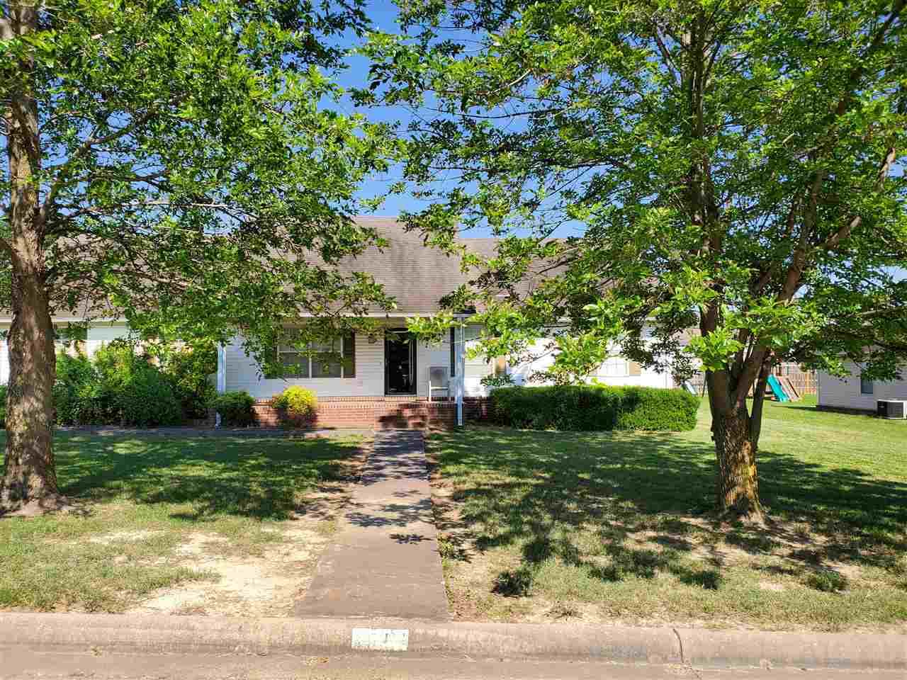 1911 19th Street - Photo 1