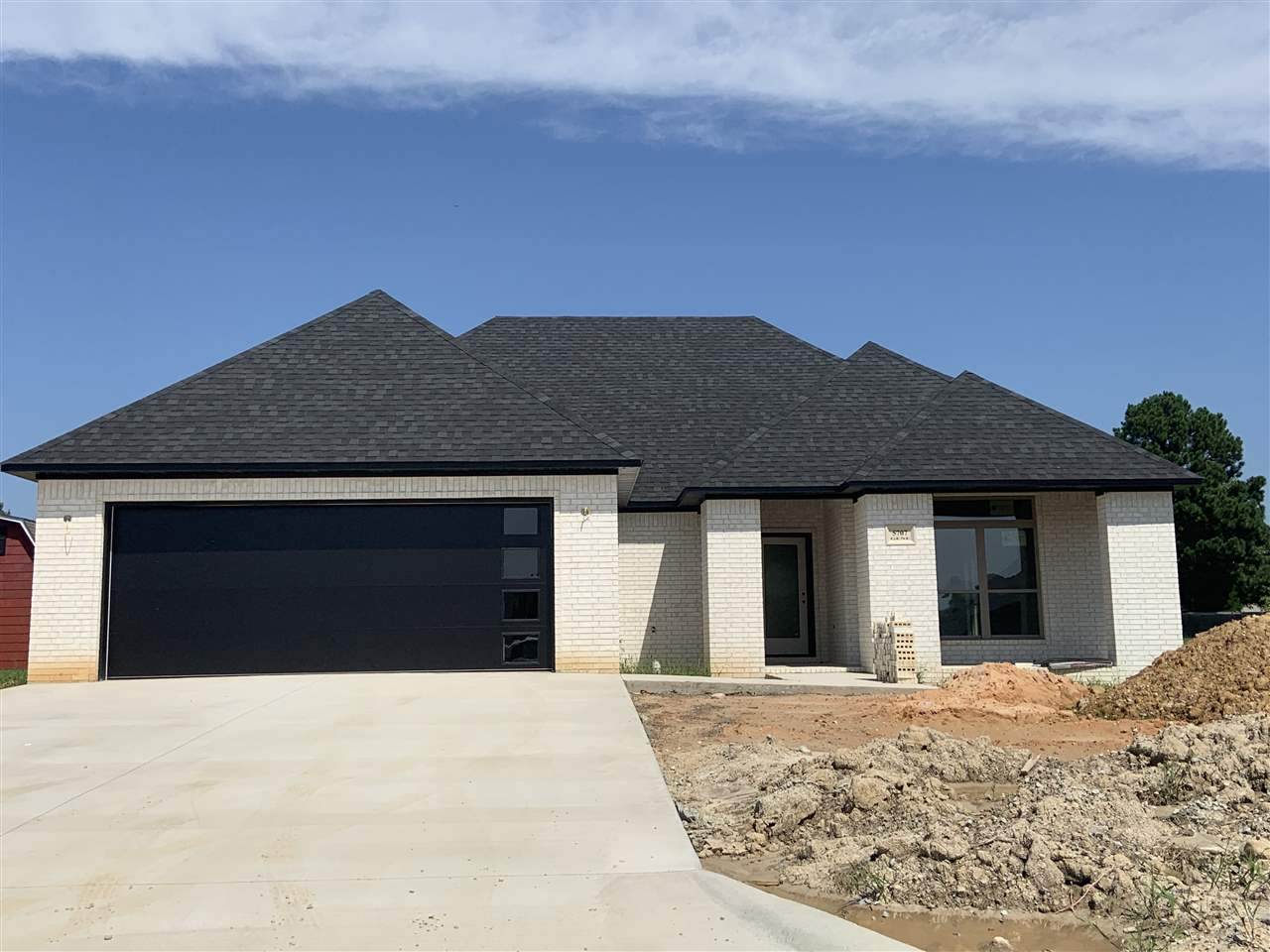 5707 Gene Street - Photo 1