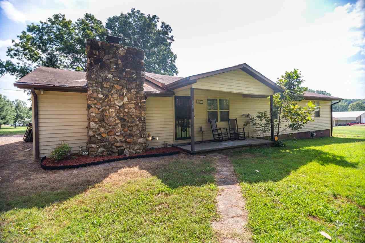 5201 Peachtree - Photo 1
