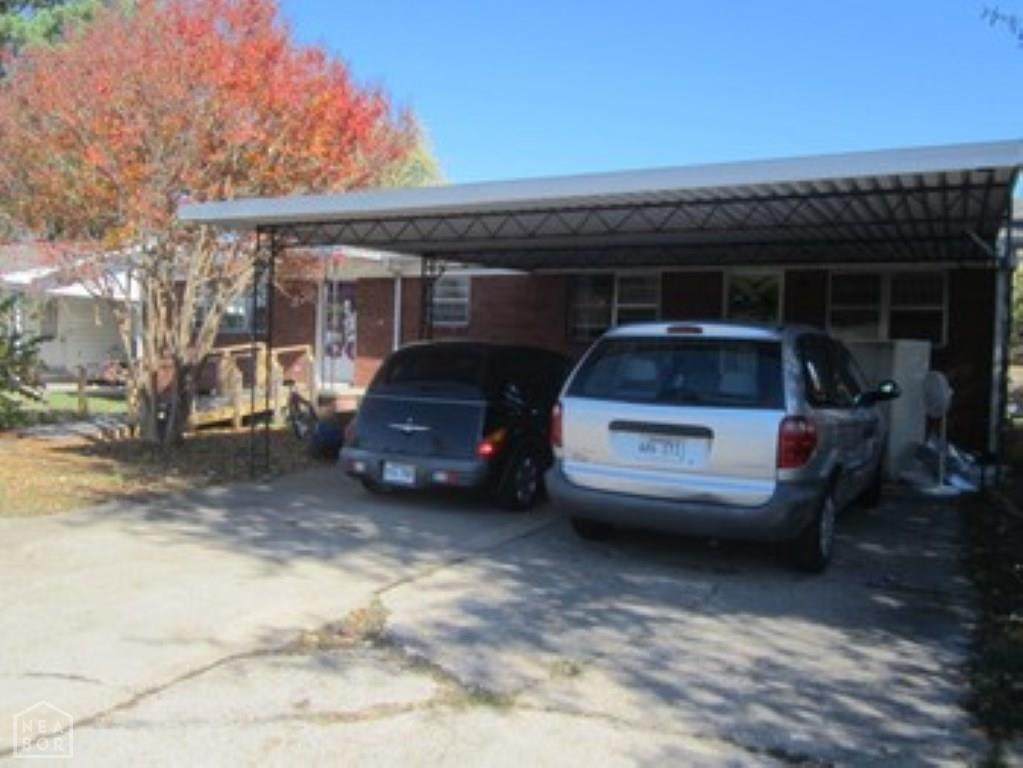607 10th - Photo 1