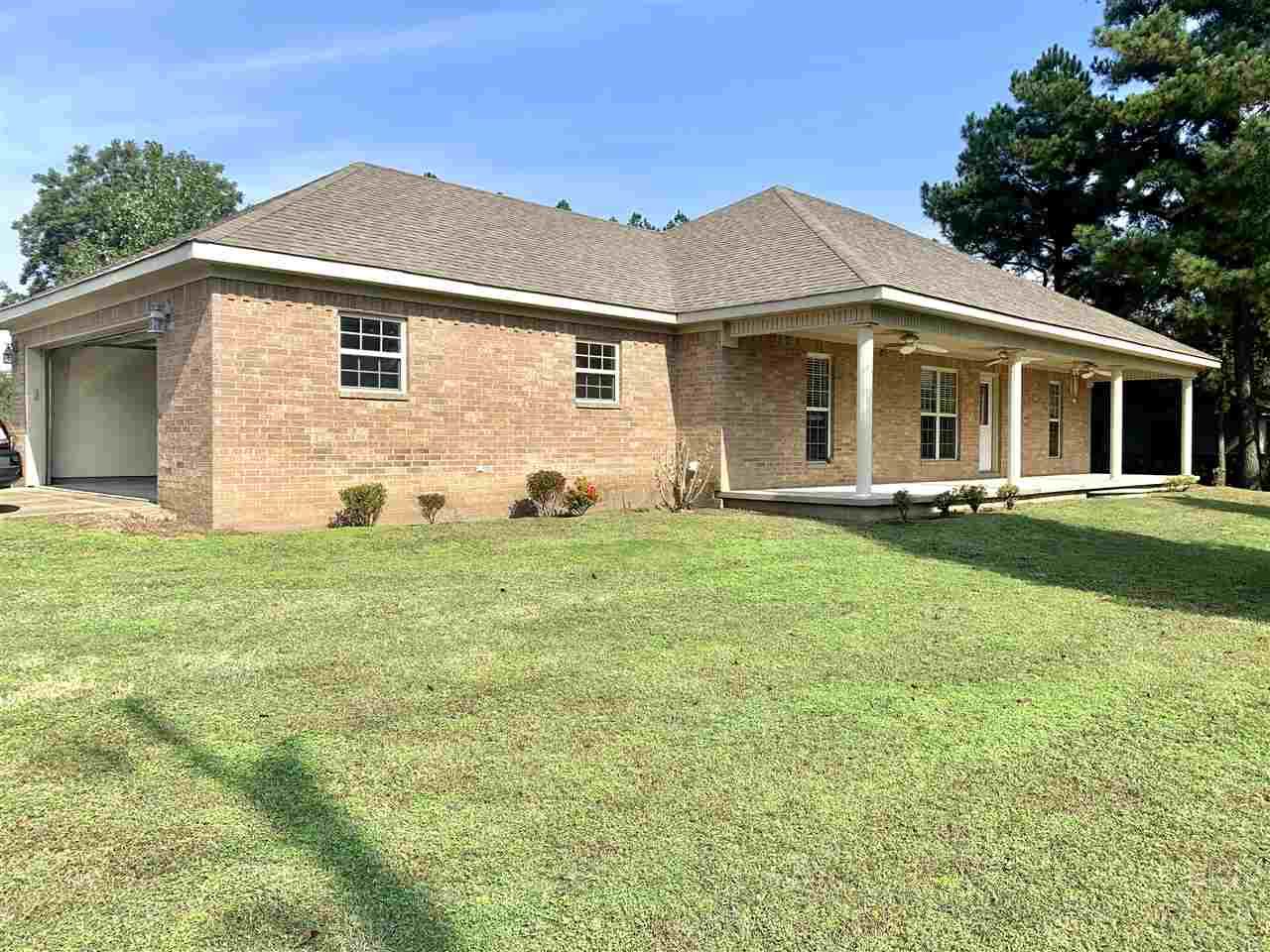 310 Lunsford - Photo 1