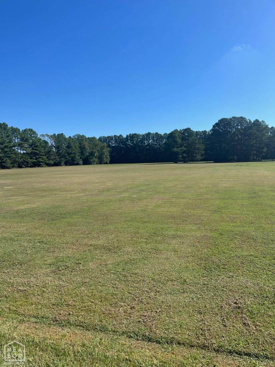 2 Richardson Dr - Photo 1