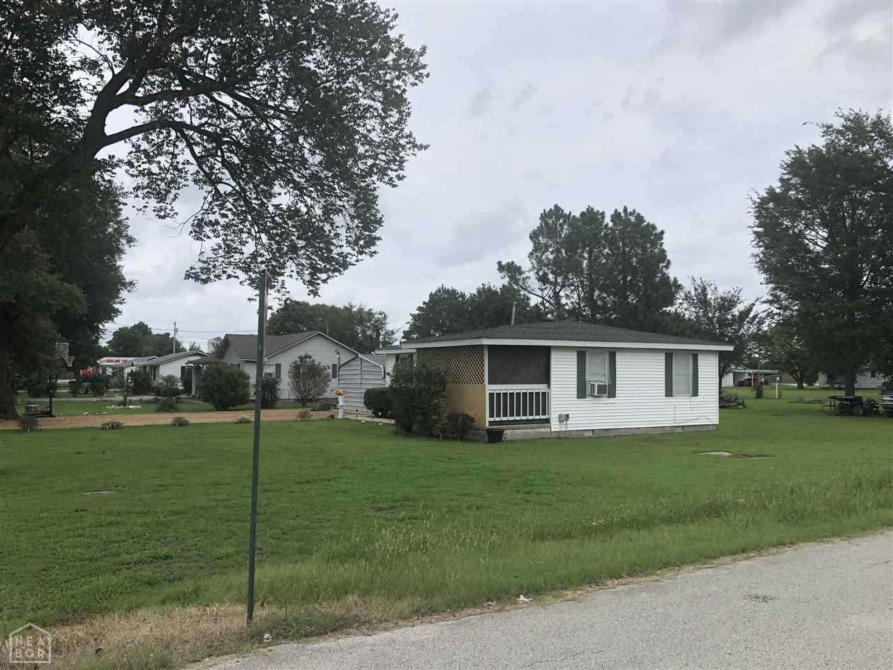 2010 Commerce Drive - Photo 1