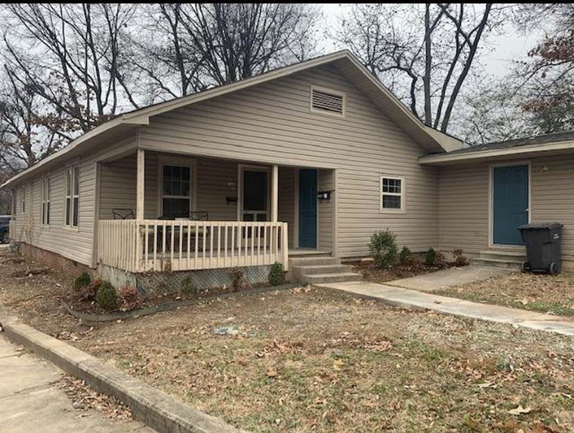 726 Nettleton - Photo 1