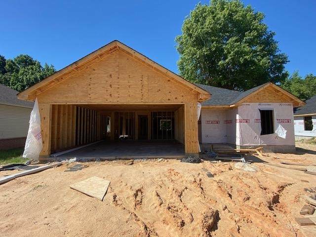 1007 William Hall - Photo 1