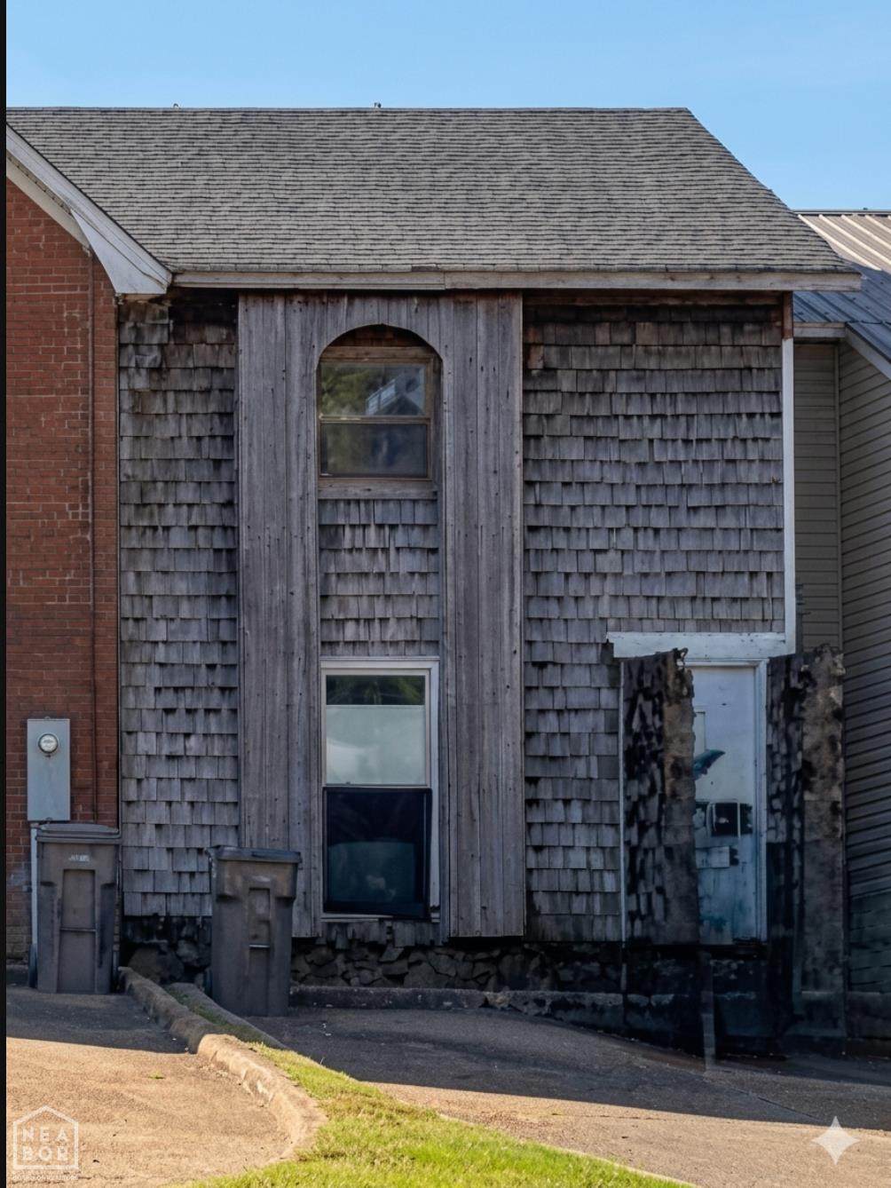 1805 Cedar Heights - Photo 1