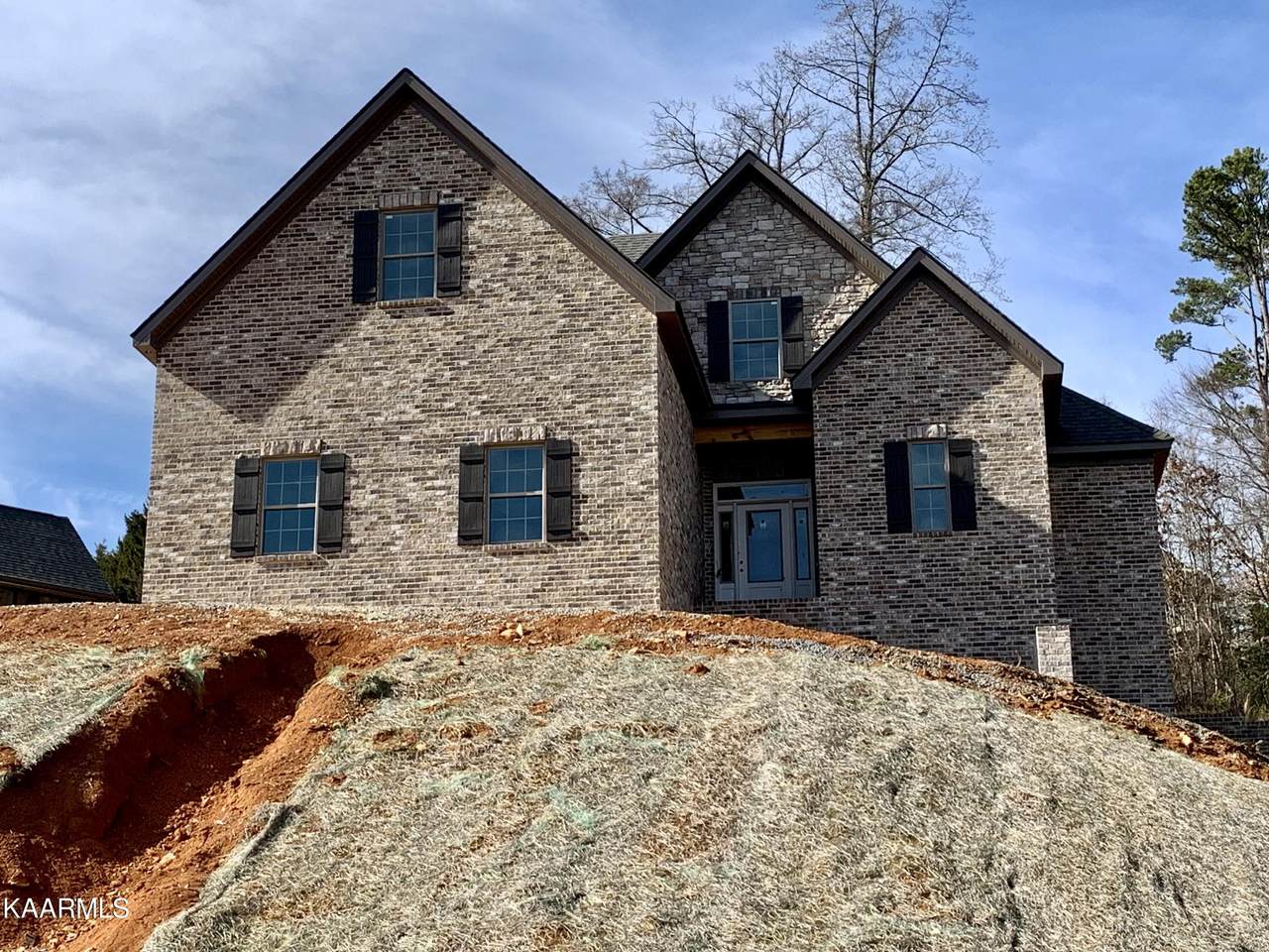 10015 Fox Cove Rd - Photo 1