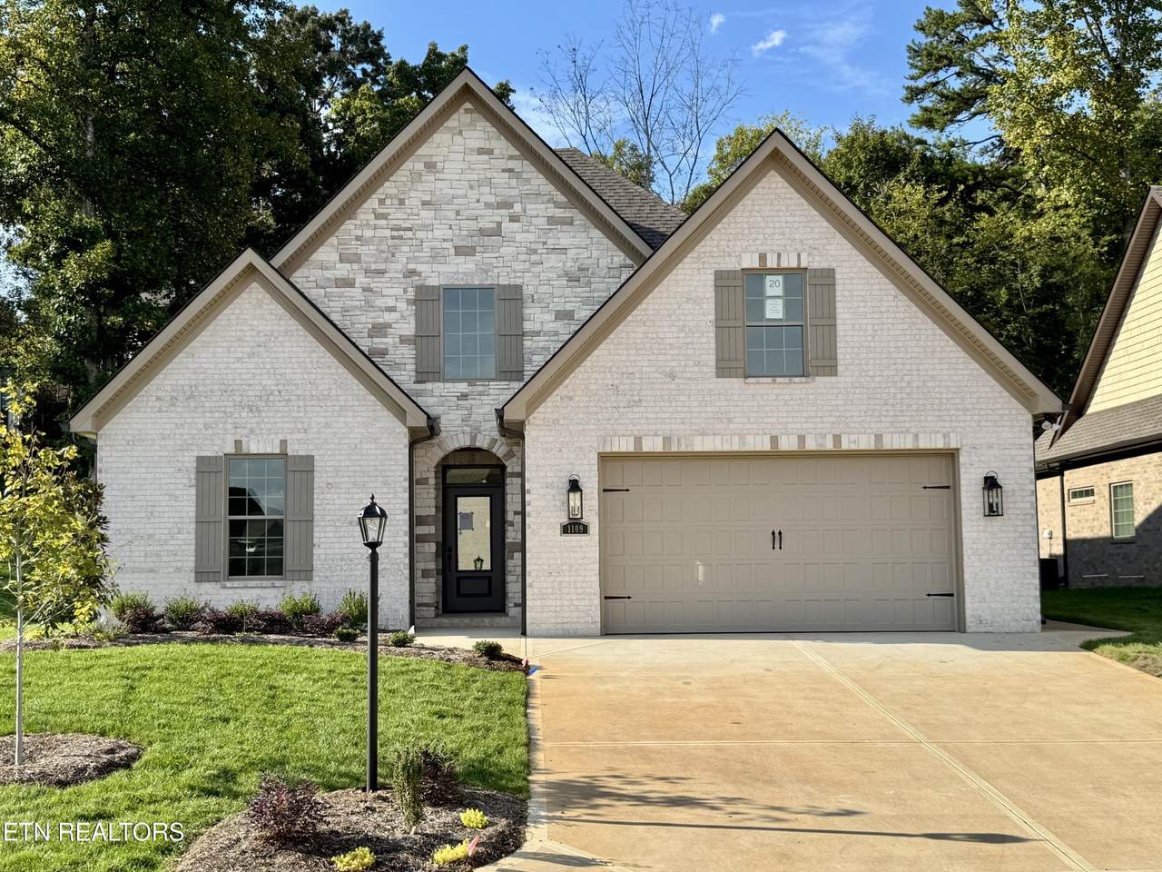 1109 Chardonnay Lane - Photo 1