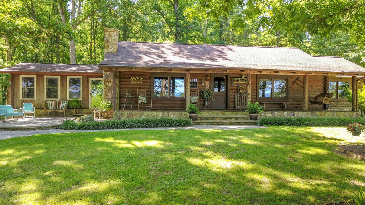 5750 Railway Drive - Photo 1