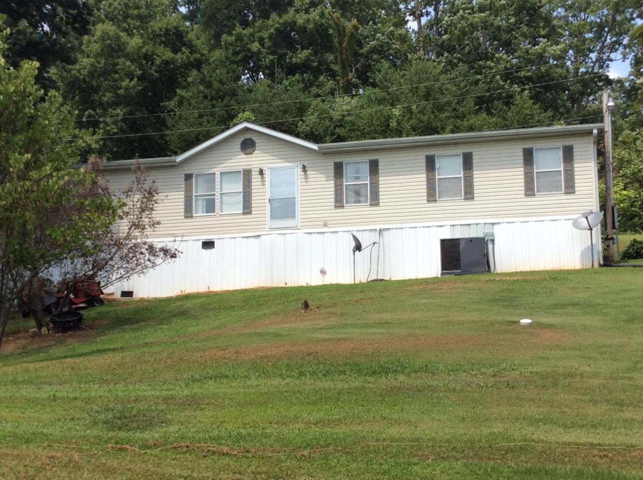 693 Valley Creek Rd - Photo 1