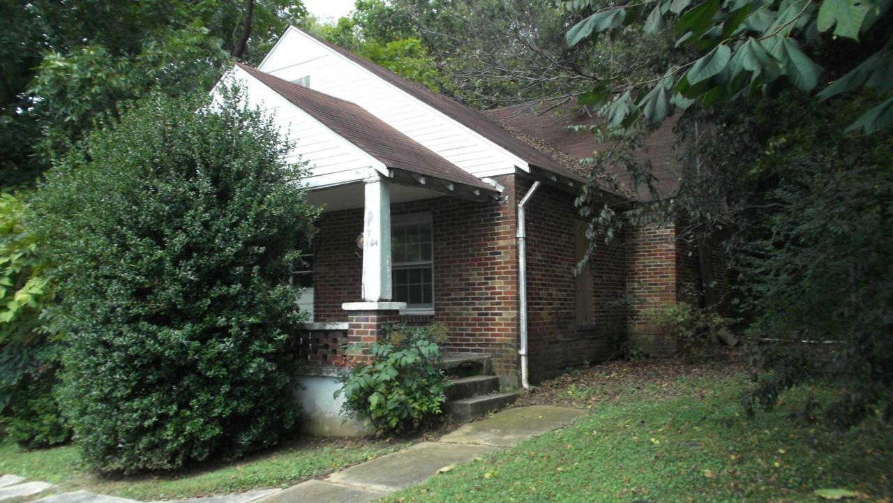 104 Walker St - Photo 1