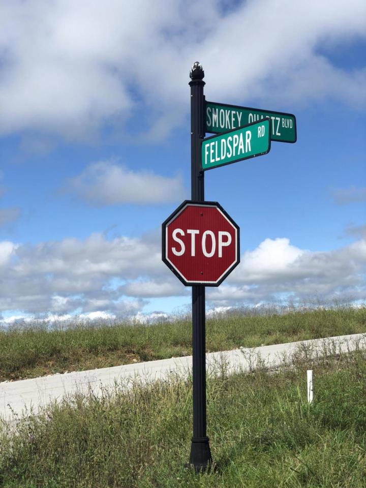 Feldspar Rd - Photo 1