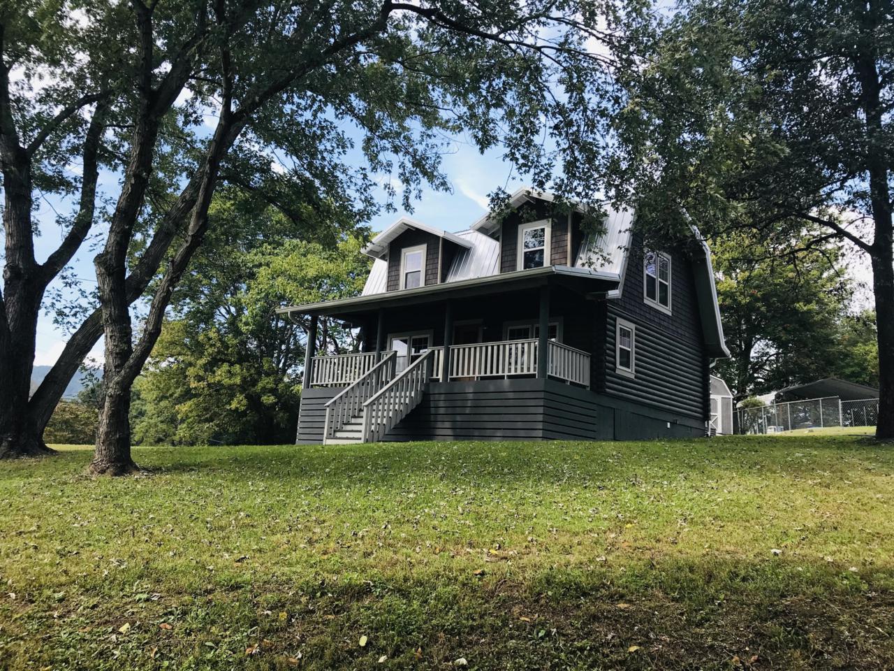 1028 Kentucky Ave - Photo 1