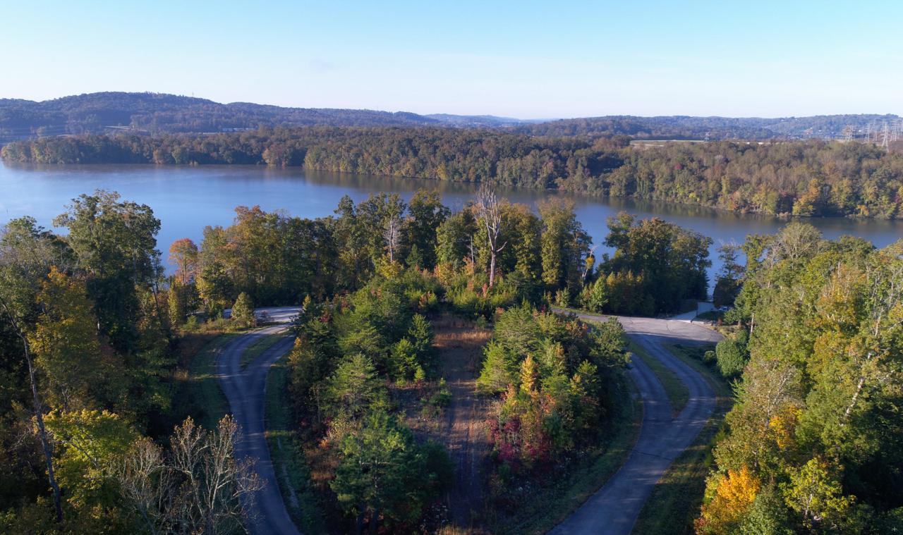 Emory Pointe Lane - Photo 1