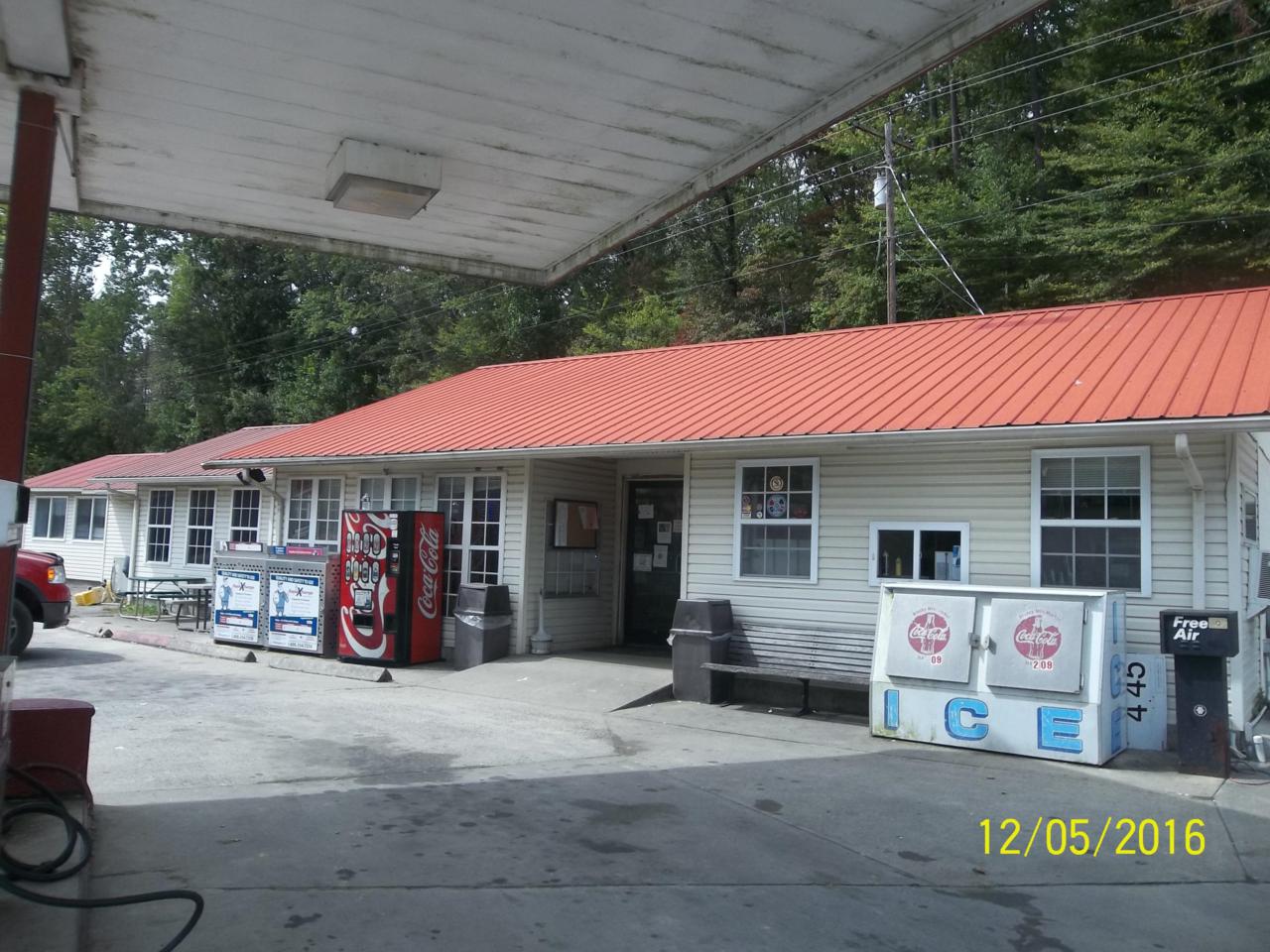 10208 Petros Hwy - Photo 1