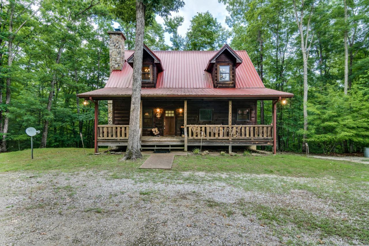 1555 Wilderness Tr - Photo 1