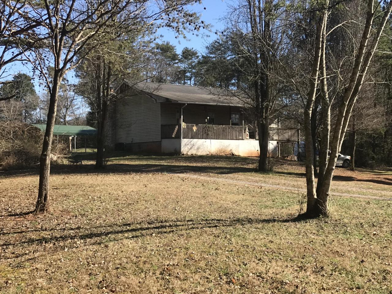 716 Hawkins Rd - Photo 1