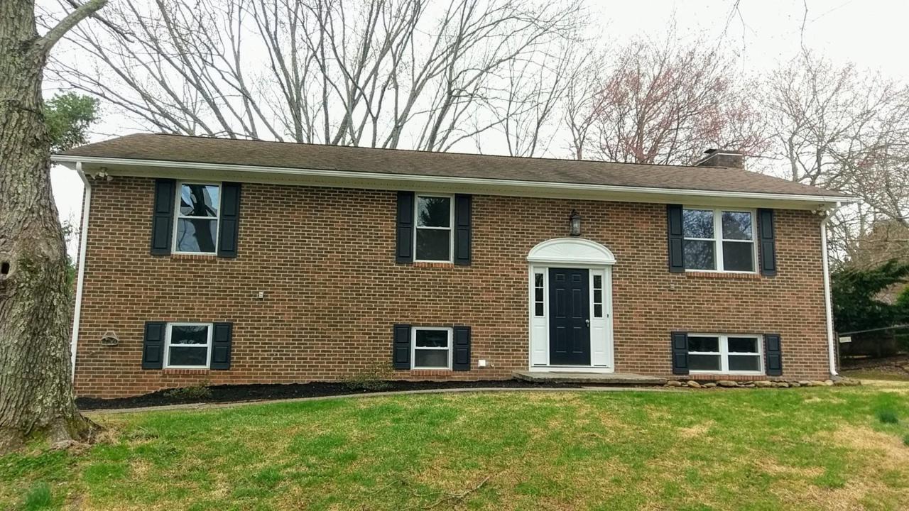 831 Crest Forest Rd - Photo 1
