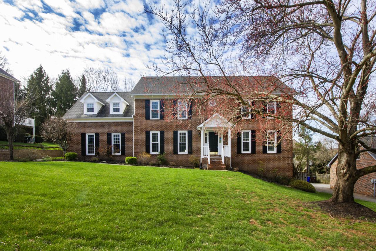 305 Sugarwood Drive - Photo 1