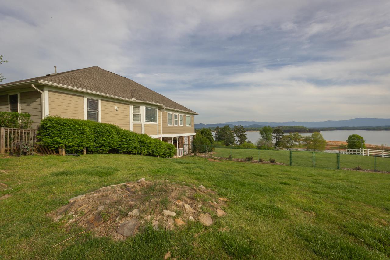 1072 Highway 139 - Photo 1