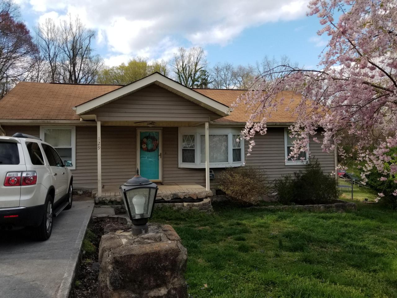 129 Oak Rd - Photo 1