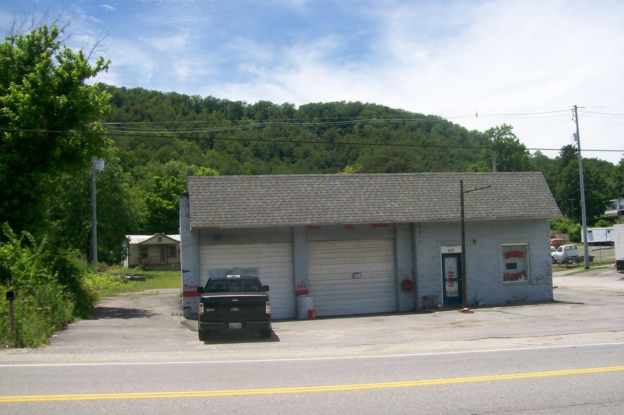 809 South Main Street - Photo 1