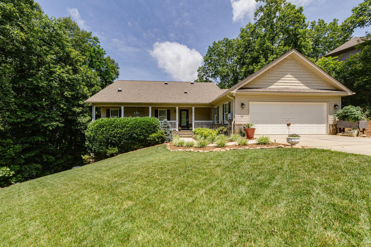 114 Timberlake Drive - Photo 1