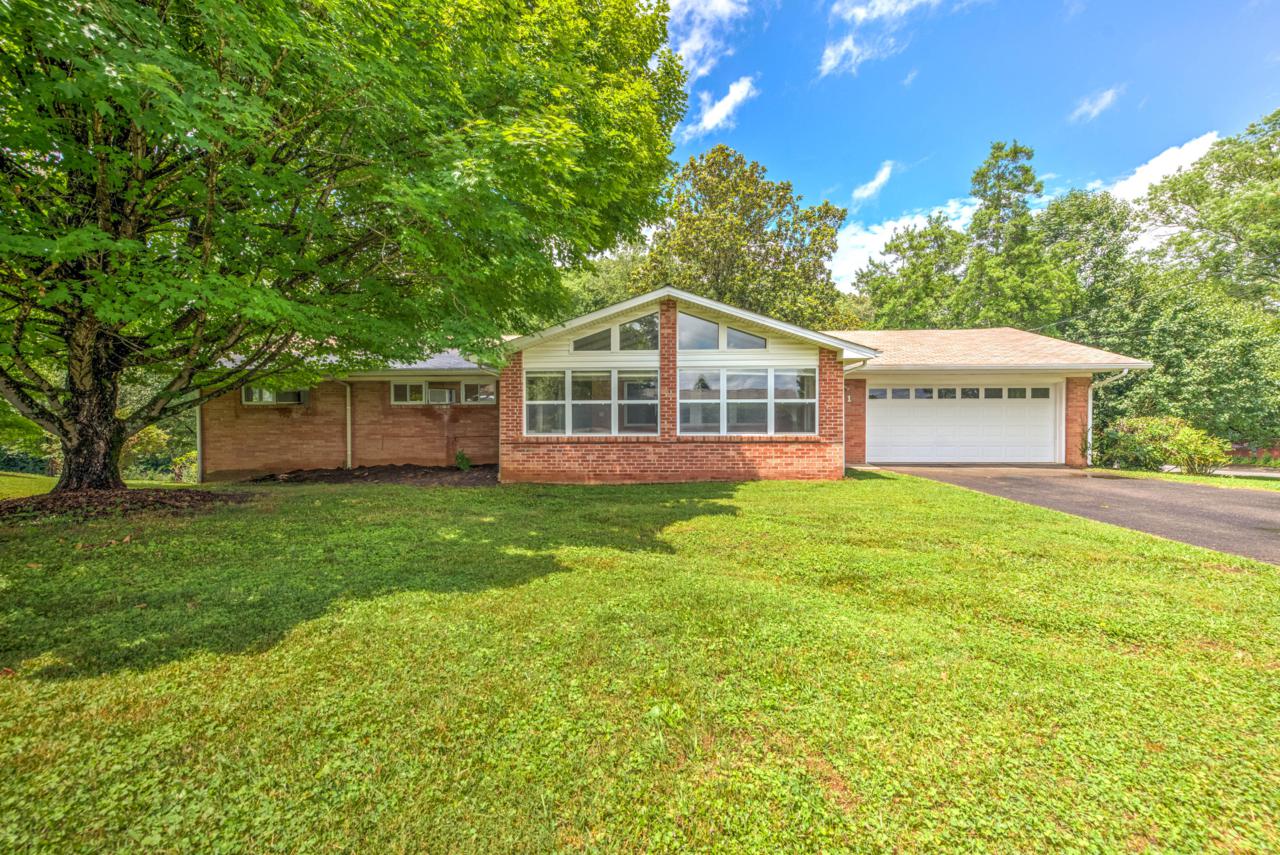 171 Seneca Rd - Photo 1