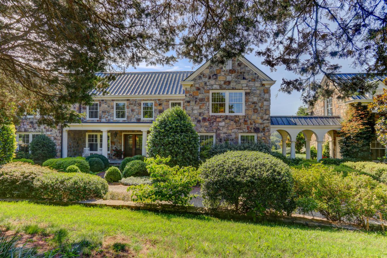 8432 Nubbin Ridge Rd - Photo 1