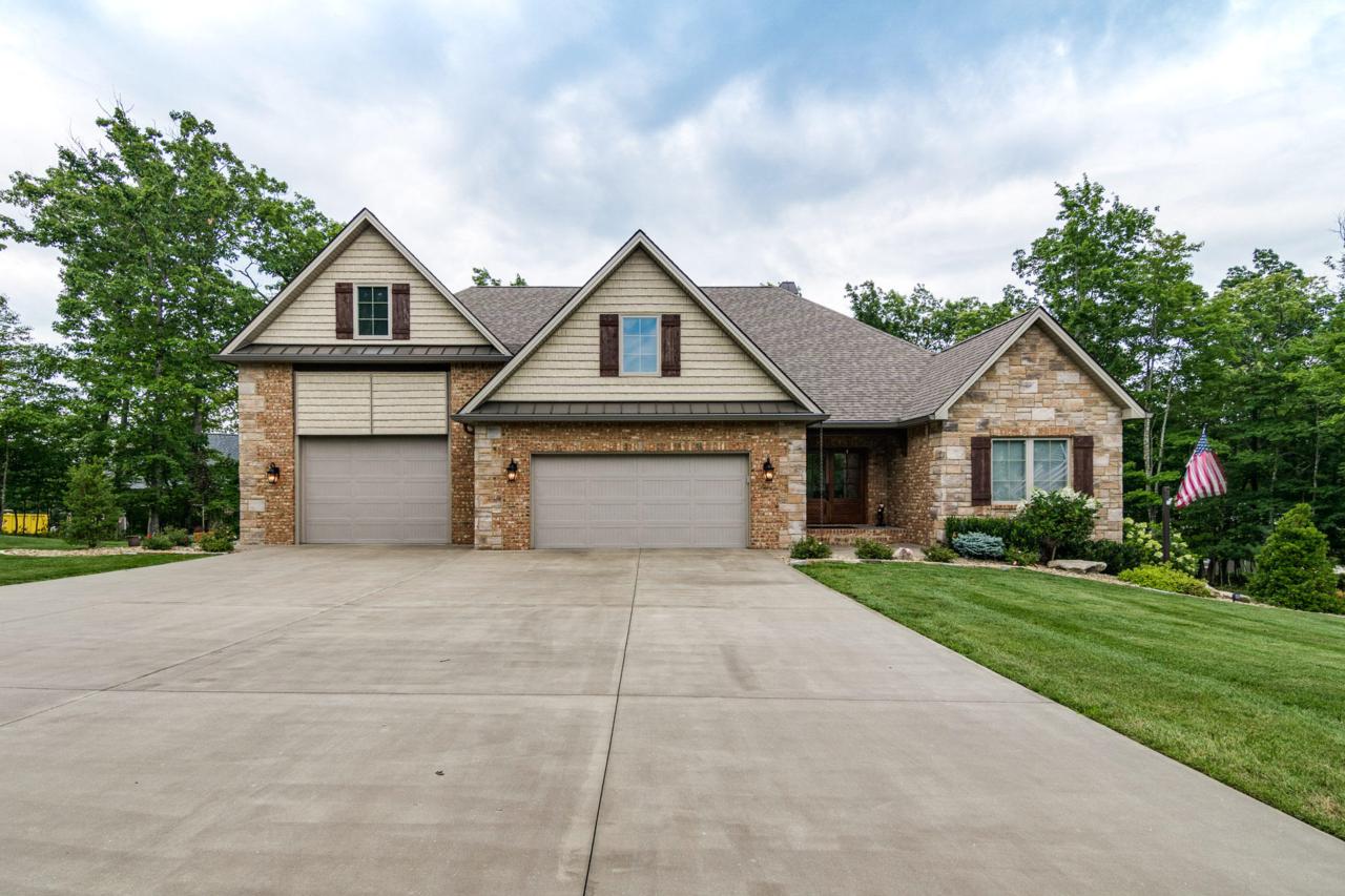 112 Hickory Ridge Lane - Photo 1