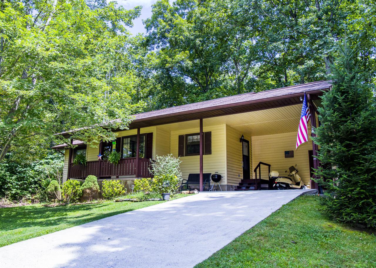 156 Lakeshire Drive - Photo 1