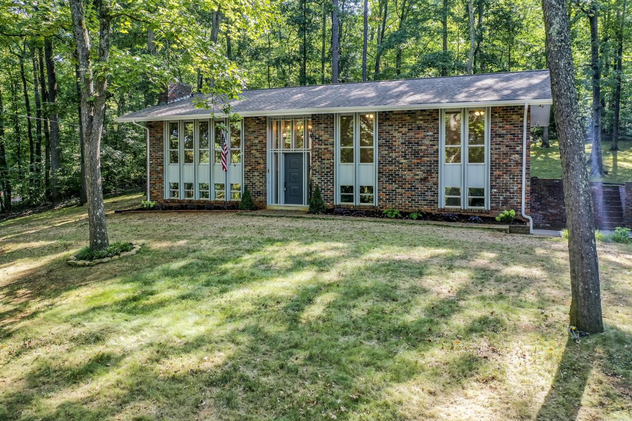 1154 Sequoyah Drive - Photo 1