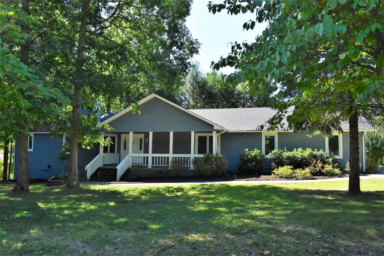101 Stonewood Drive - Photo 1