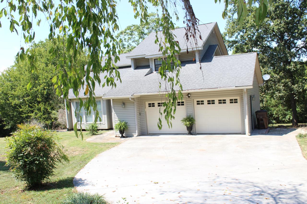 1064 Green Rd - Photo 1