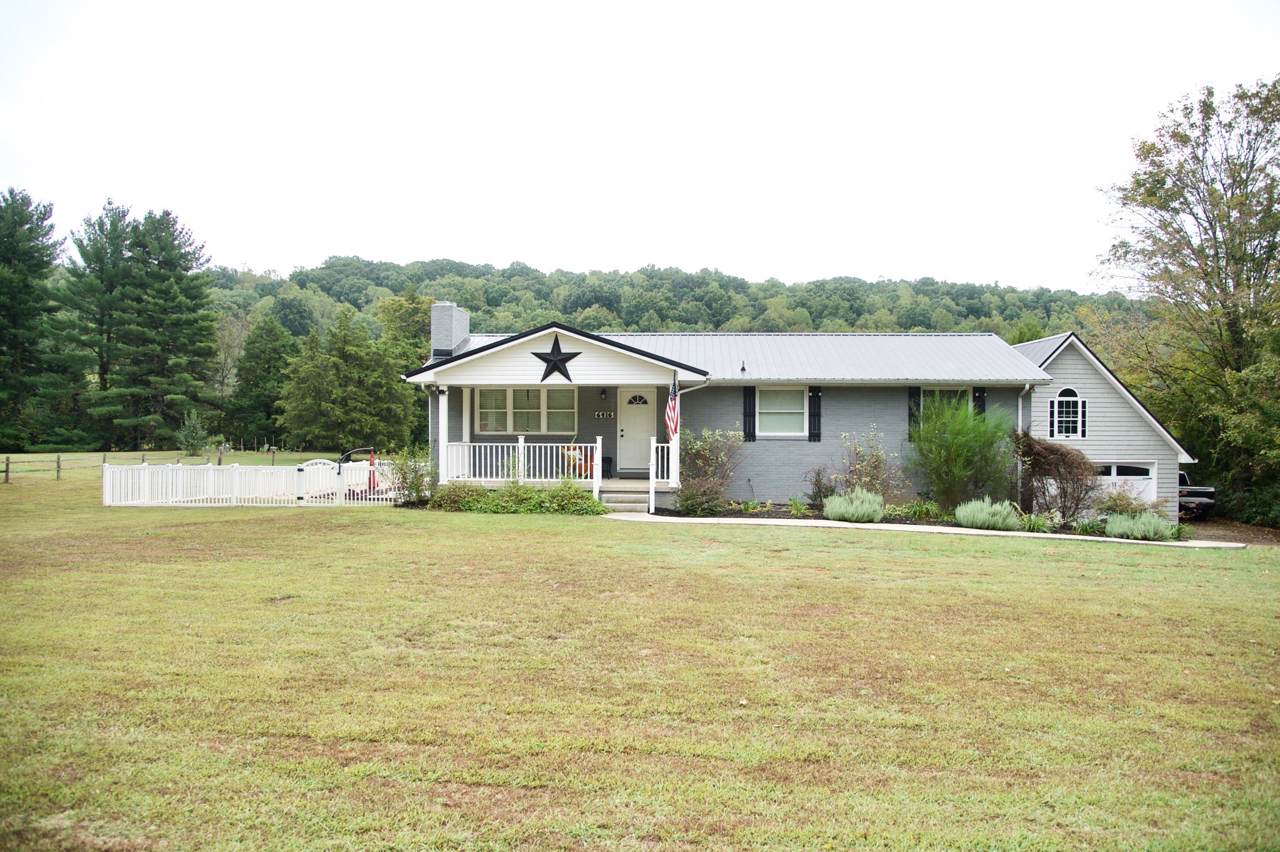 6416 Washington Pike - Photo 1