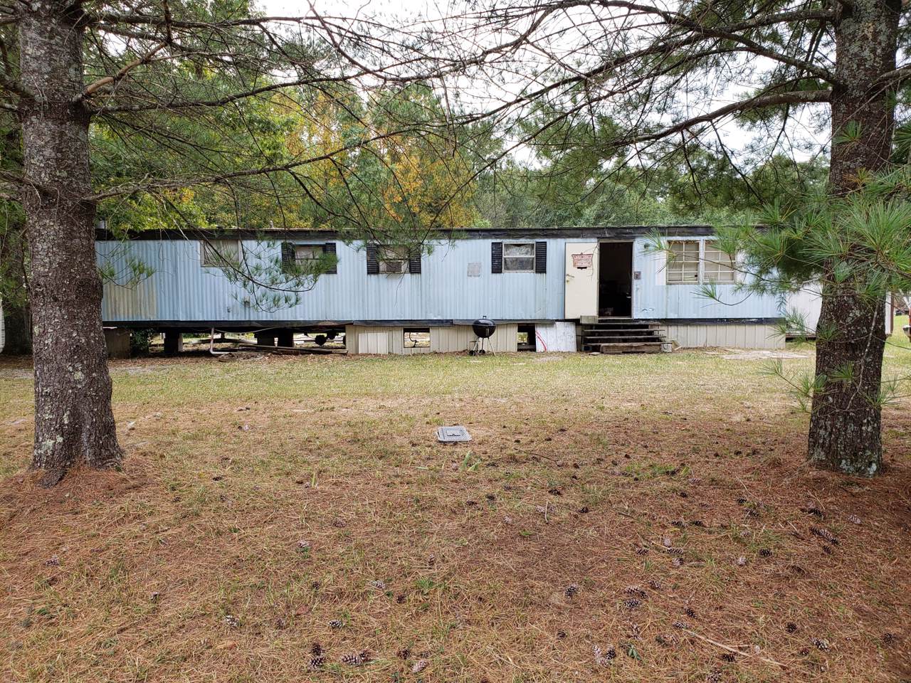 185 Rachel Rd - Photo 1